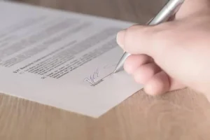 Kamu İşyerlerinde Sözleşme Rüzgârı: Peş Peşe Gelen Müjdeler!