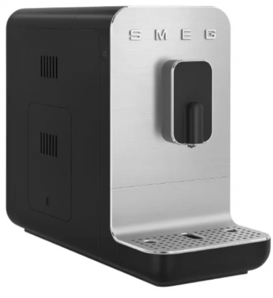 Smeg BCC11 Tam Otomatik Kahve Makinesi İncelemesi
